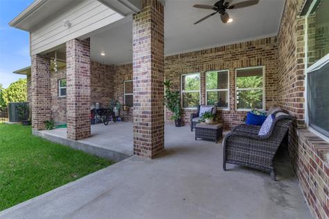 13336 Lake Breeze Lane Willis TX 77318
