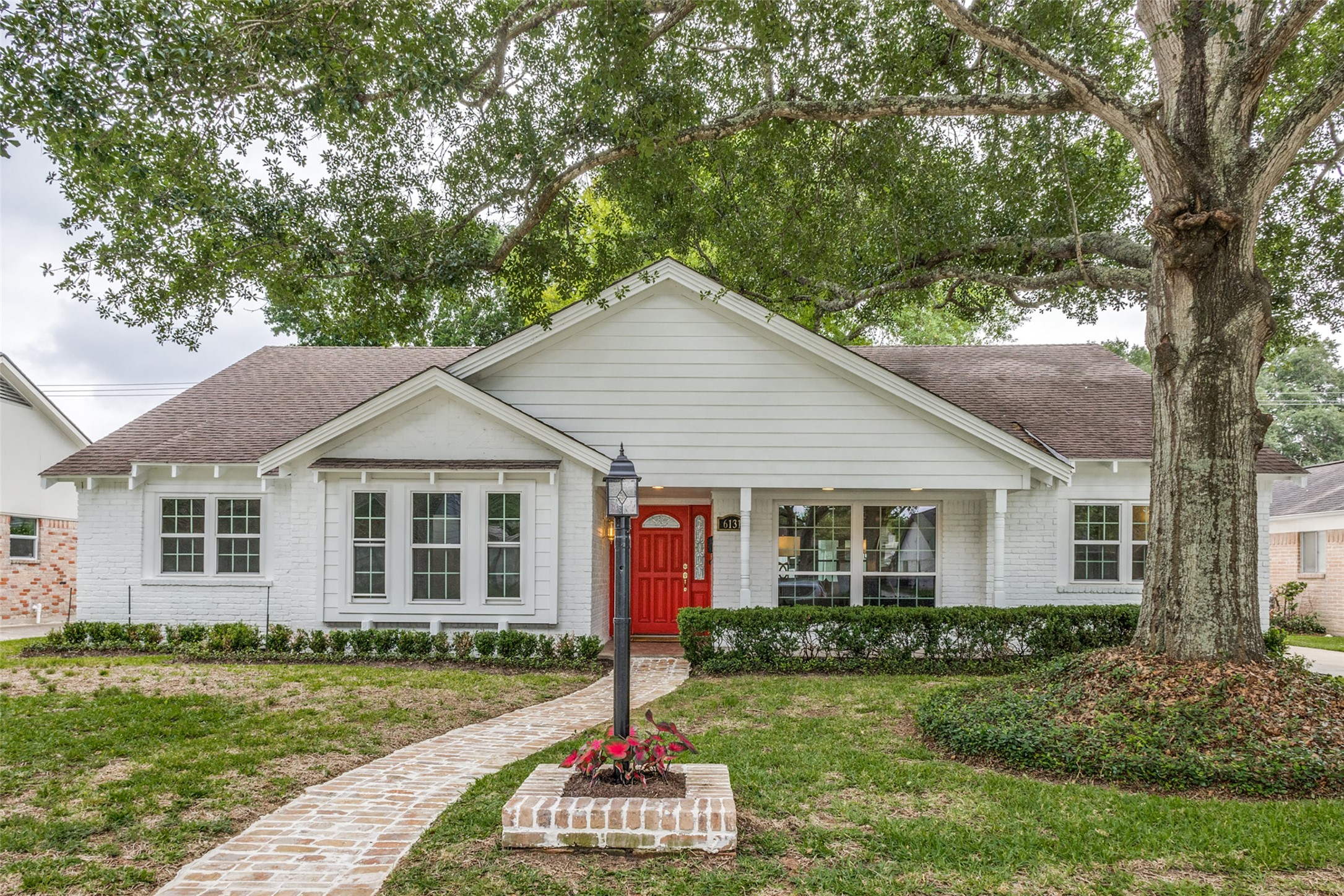6131 Queensloch Drive Houston TX 77096