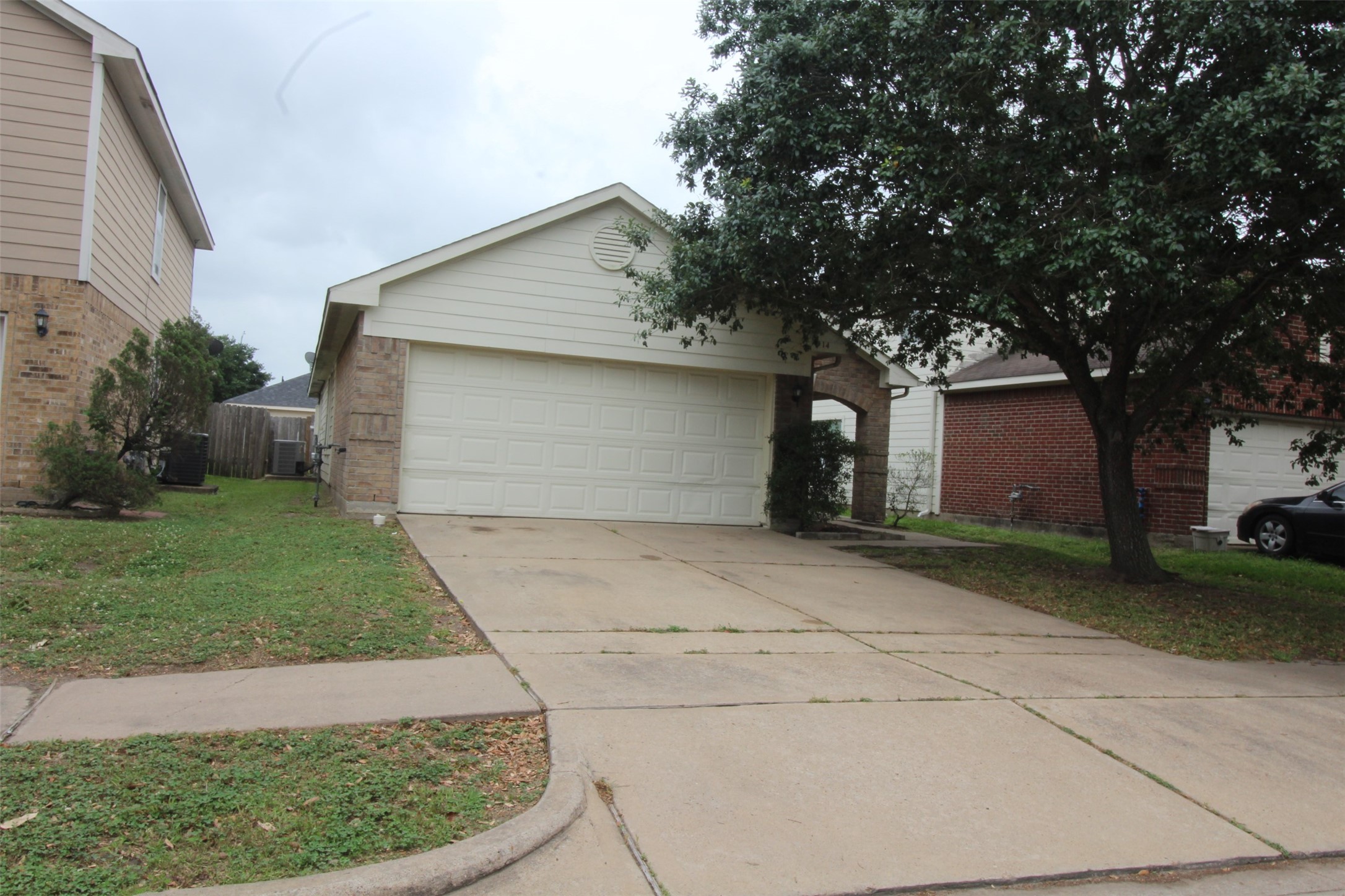 914 Royal George Lane Houston TX 77047