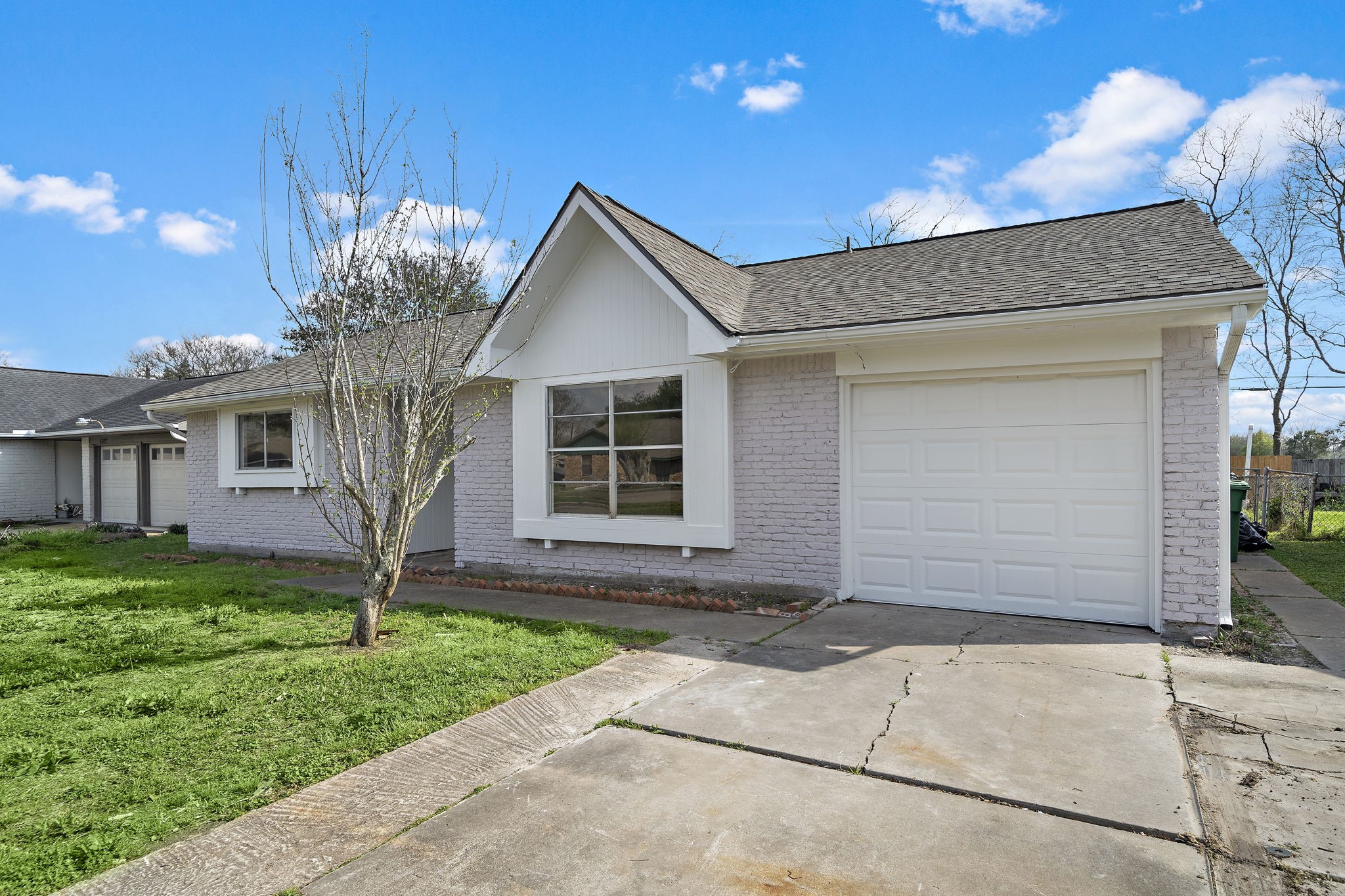 5111 Heathercrest Street Houston TX 77045
