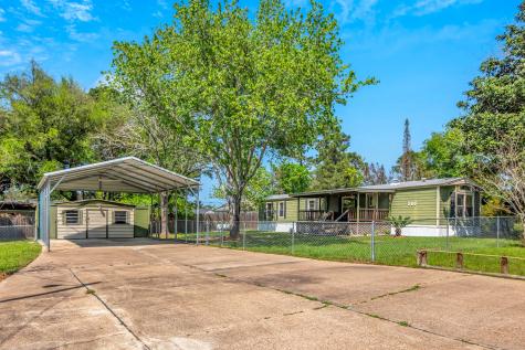 260 Goldenrod Livingston TX 77351