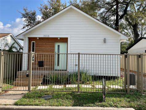 1508 Yates Street Houston TX 77020