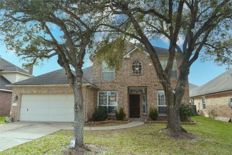3352 Lakeway Lane Pearland TX 77584