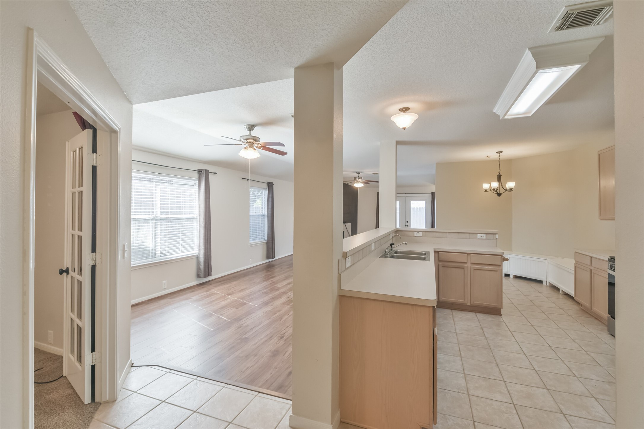 17243 S Summit Canyon Drive Houston TX 77095