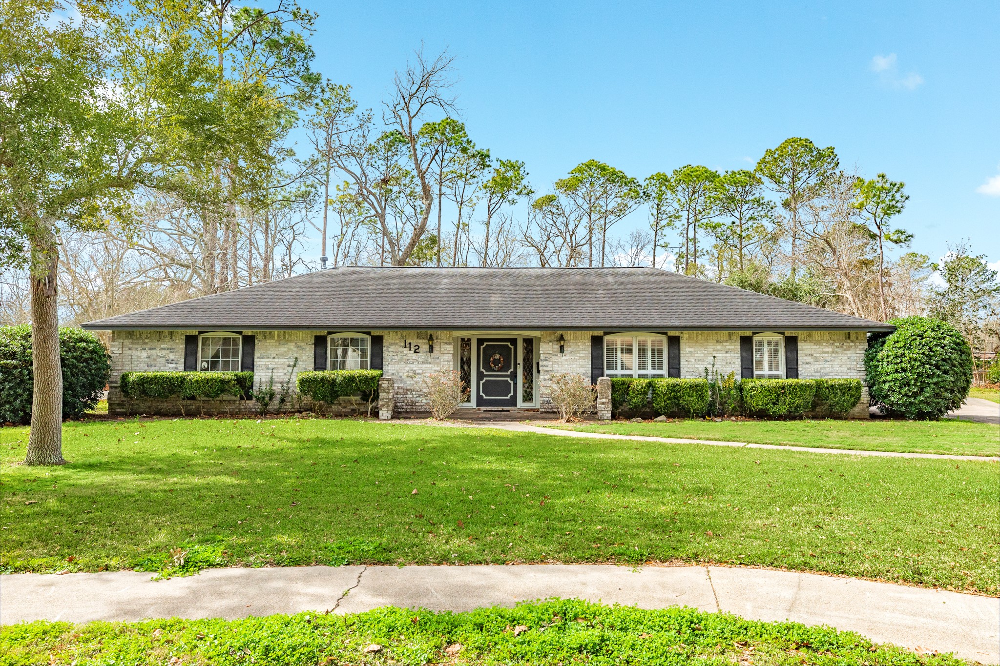 112 Lily Street Lake Jackson TX 77566