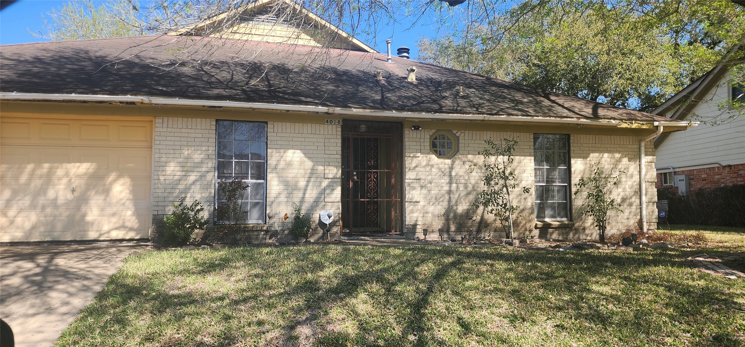 4018 Tidewater Drive Houston TX 77045