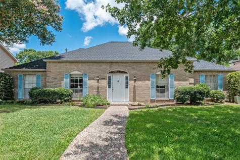 14718 Kellywood Lane Houston TX 77079
