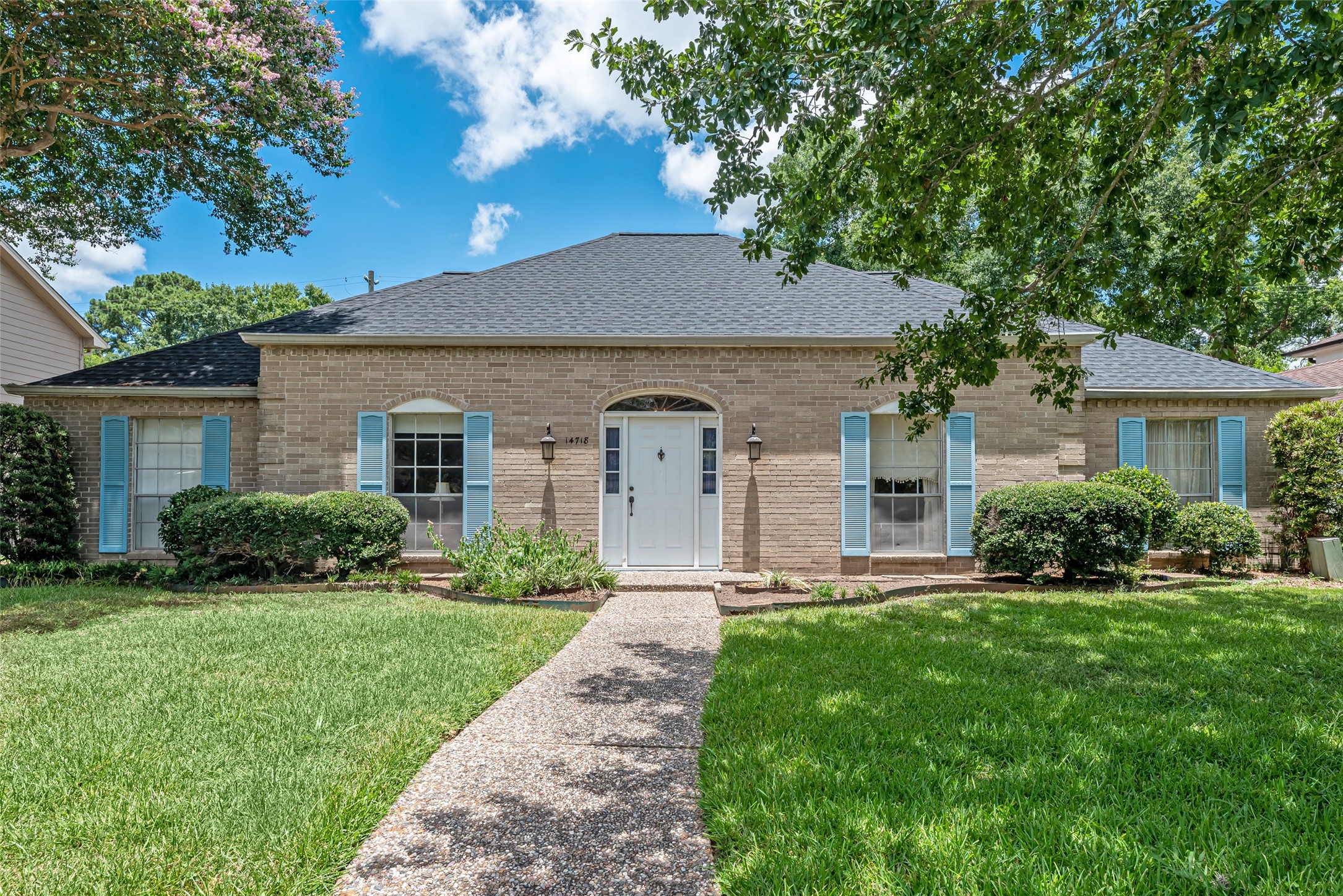 14718 Kellywood Lane Houston TX 77079