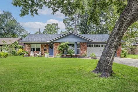 1907 Manila Lane Houston TX 77043