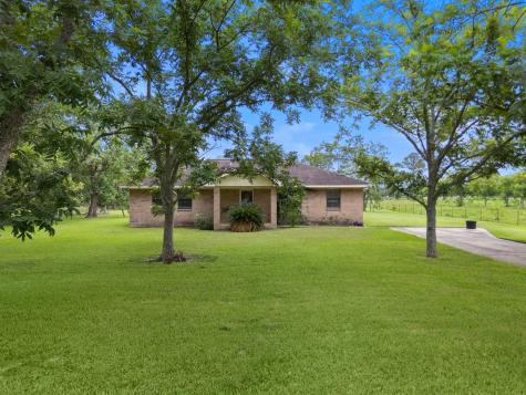 17311 Auction Barn Road Alvin TX 77511