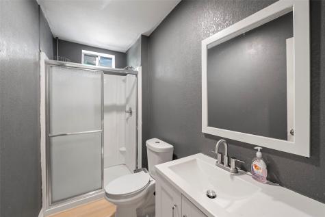 2061 Road 5100 Cleveland TX 77327