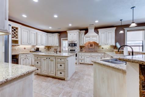 3511 Heatherwood Montgomery TX 77356