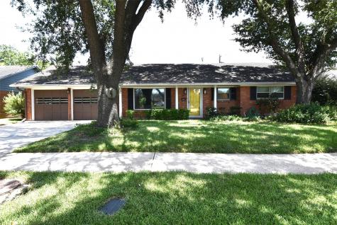 8831 Dover Street Houston TX 77061