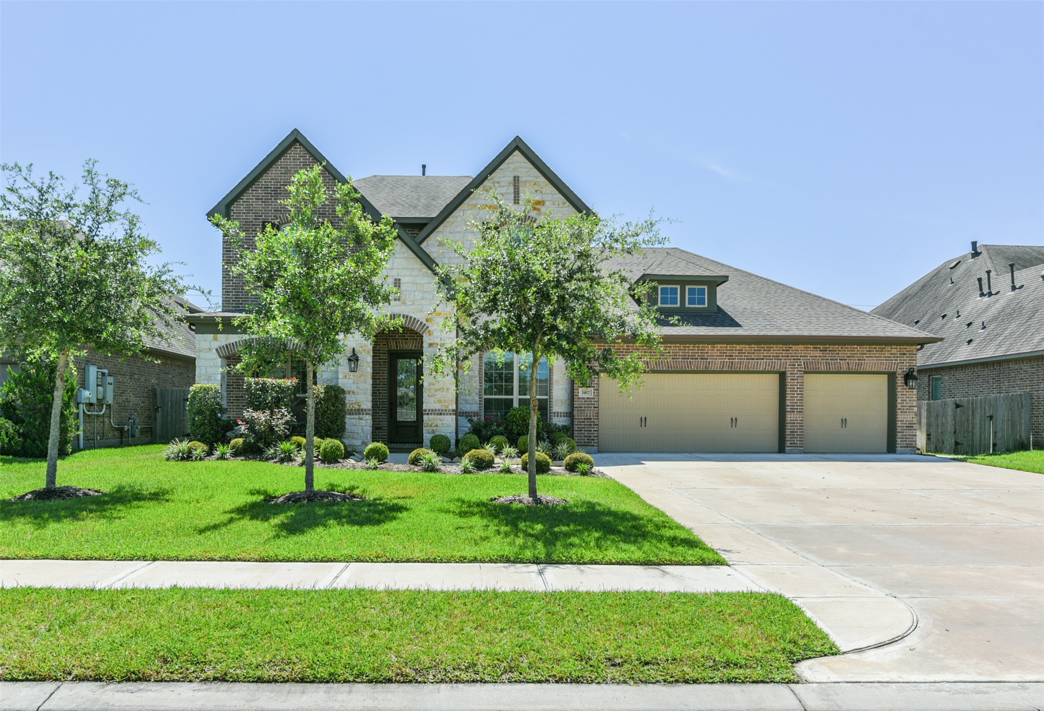 1417 Summer Field Lane Friendswood TX 77546