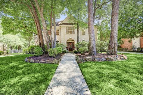 5918 Maple Knob Court Kingwood TX 77345
