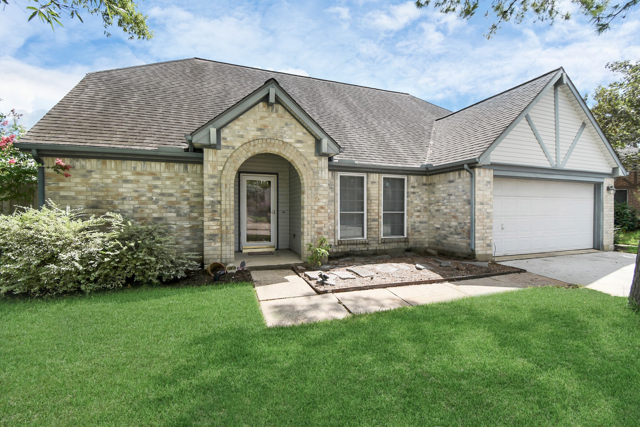 15810 Saint Lawrence Cove Friendswood TX 77546
