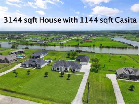7810 Stratford Hall Drive Rosharon TX 77583