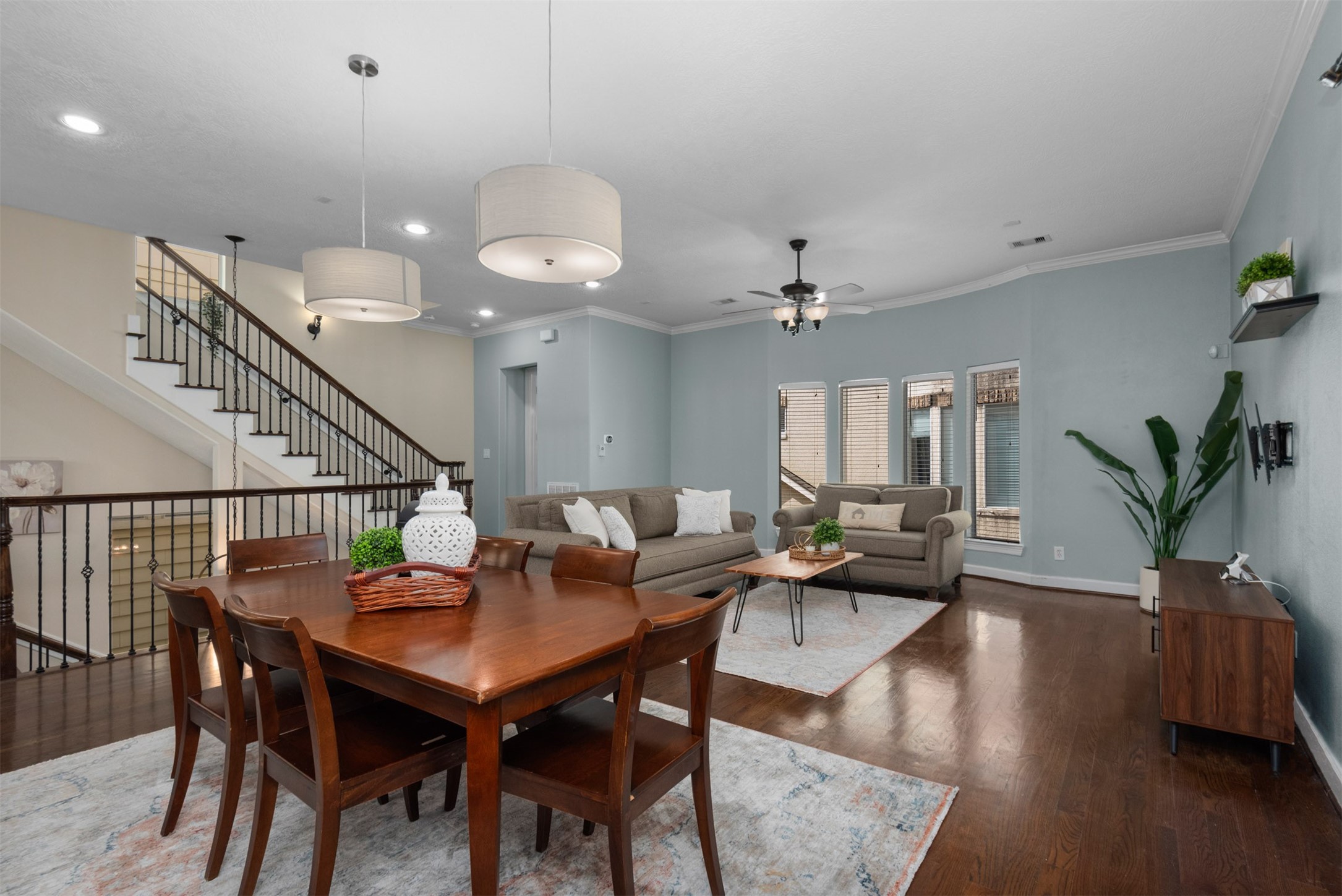 3322 Chenevert Street Houston TX 77004