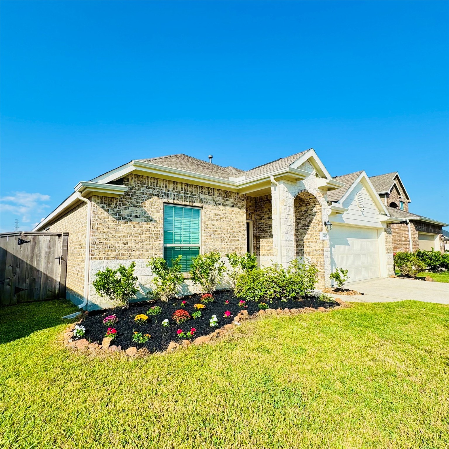4406 Red Yucca Drive Baytown TX 77521