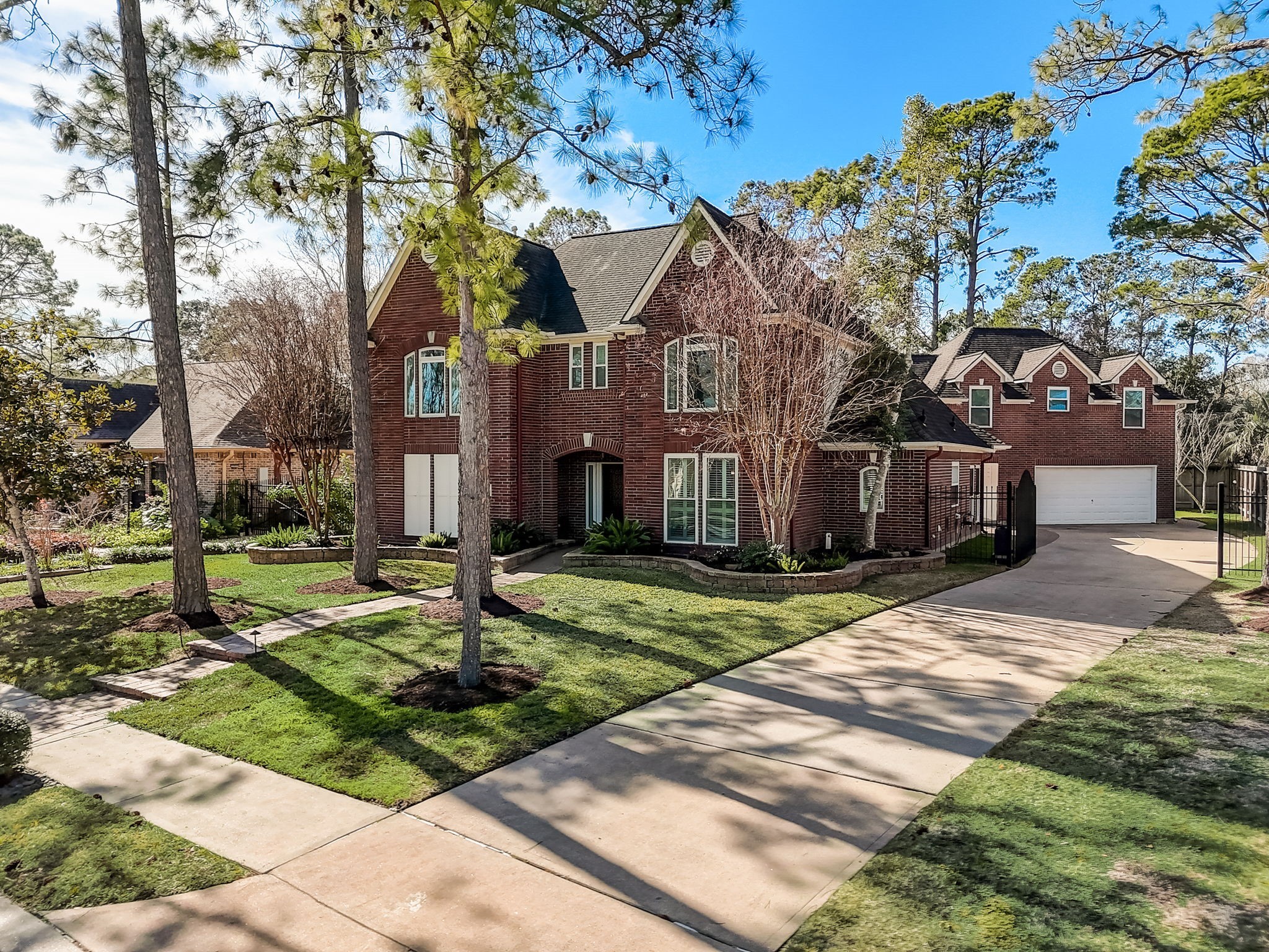 211 Creekside Drive League City TX 77573