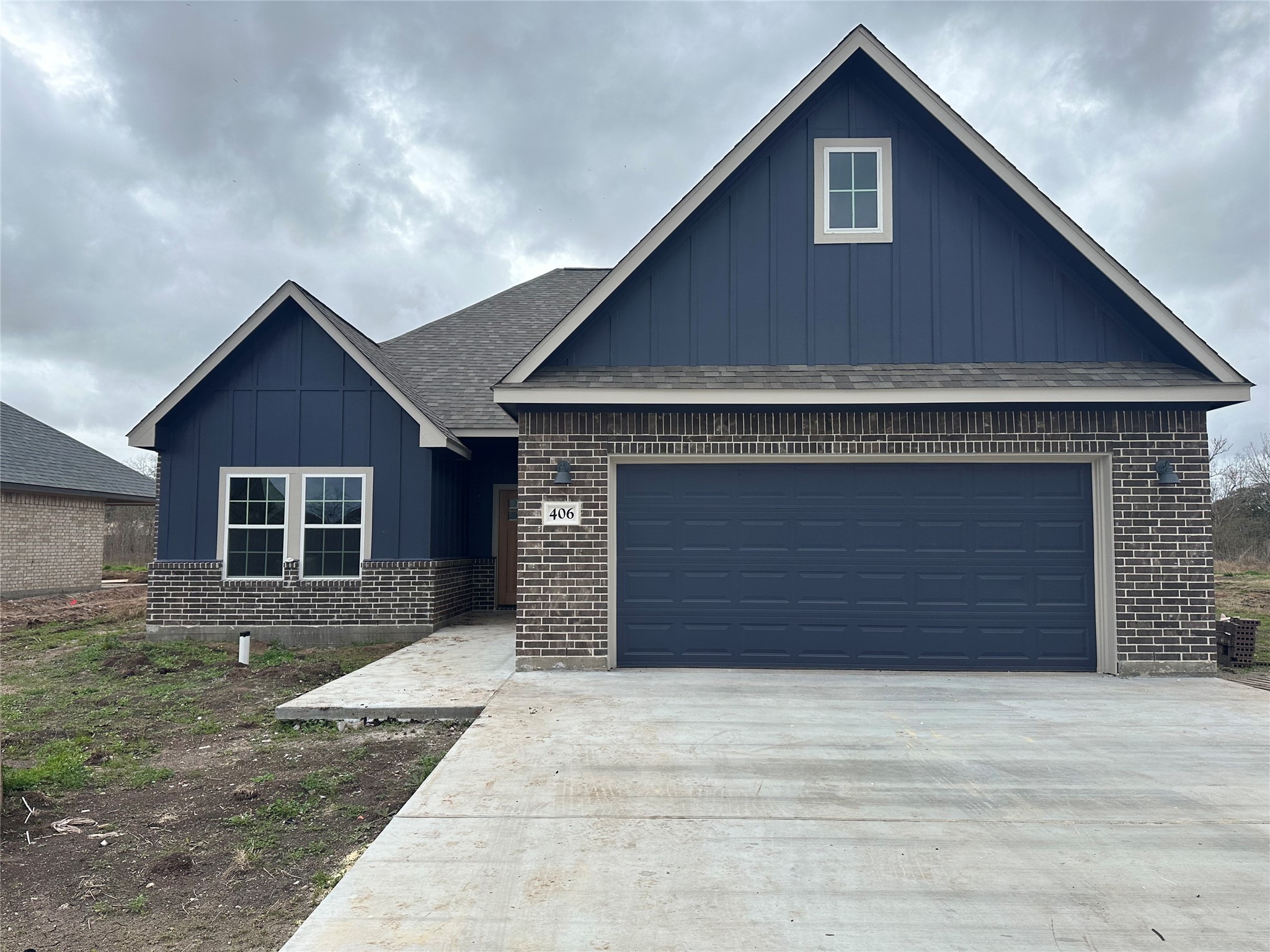 406 Yorktown Avenue Clute TX 77531