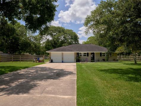 6819 Meadowlark Lane Alvin TX 77511