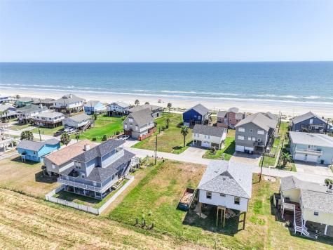 13030 John Reynolds Galveston TX 77554