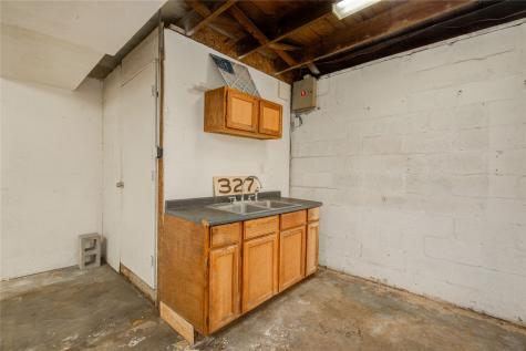 327 S Main Street Clute TX 77531