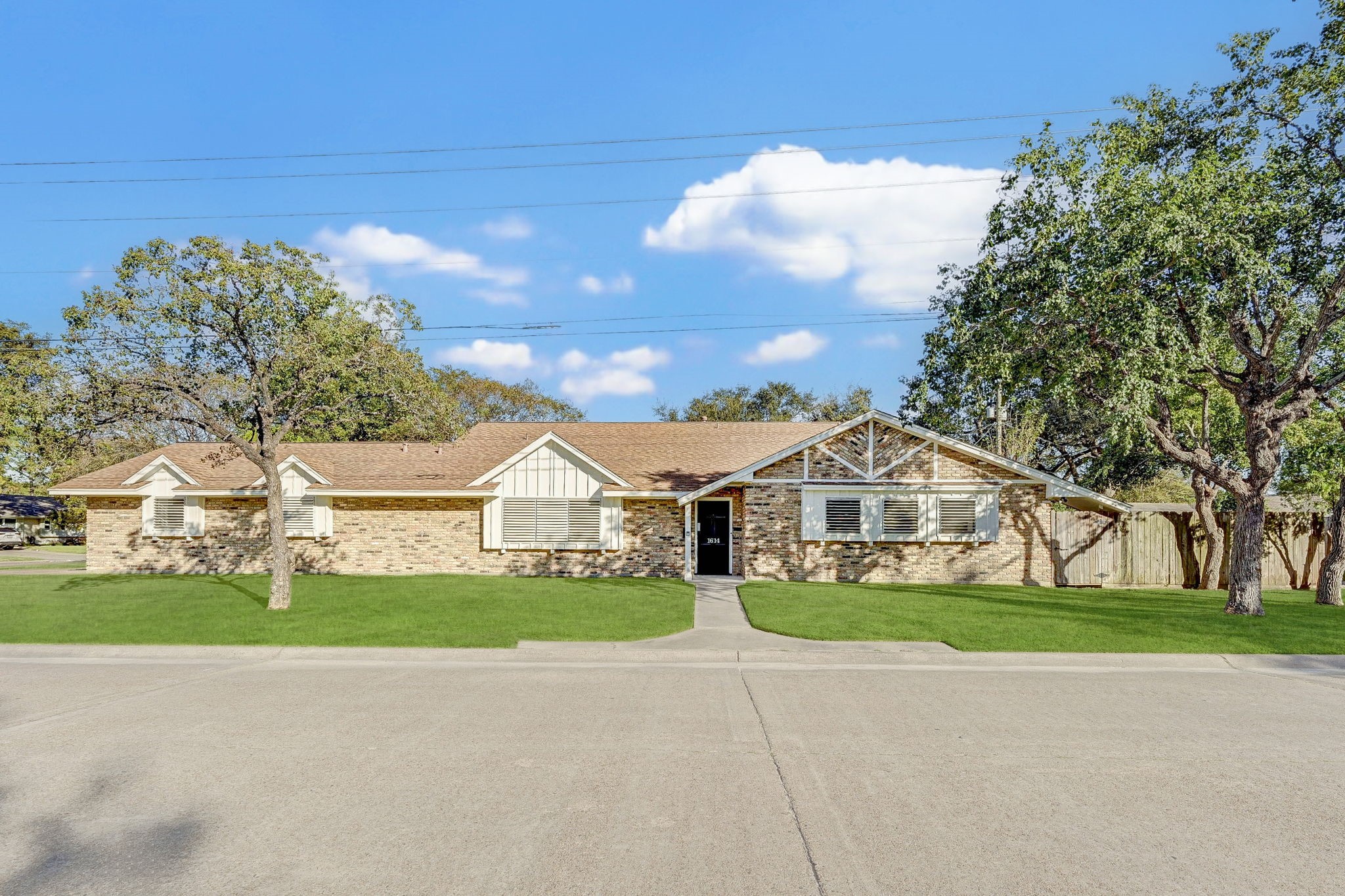 1614 19th Street N Texas City TX 77590