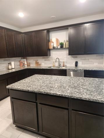 4623 Crescent Lake Circle Baytown TX 77521