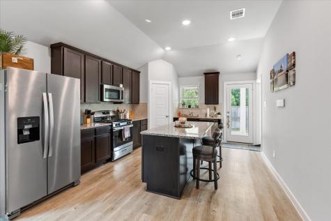 617 Emerald Blossom Court Magnolia TX 77354