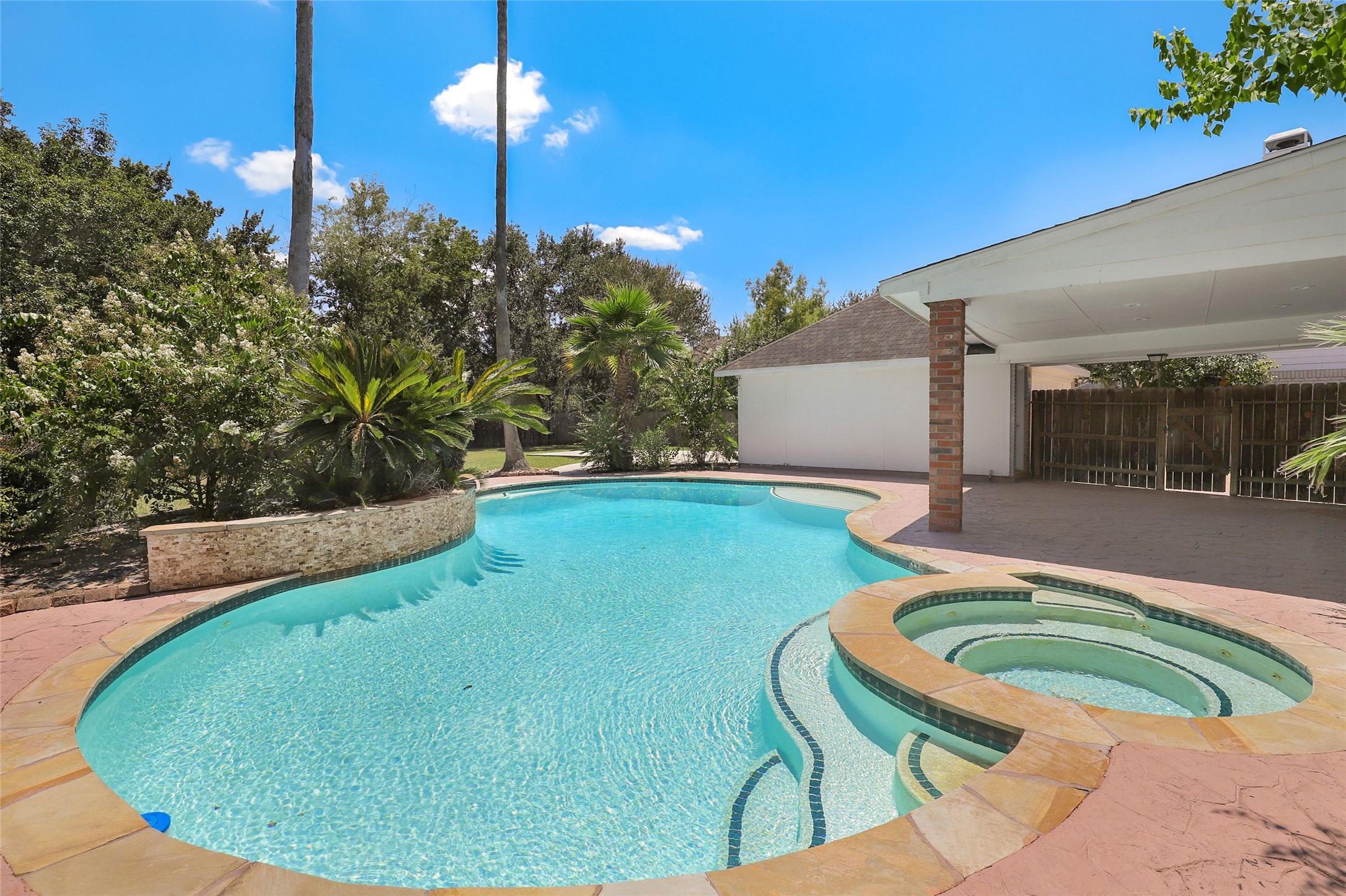 2523 Griggs Court Pearland TX 77584