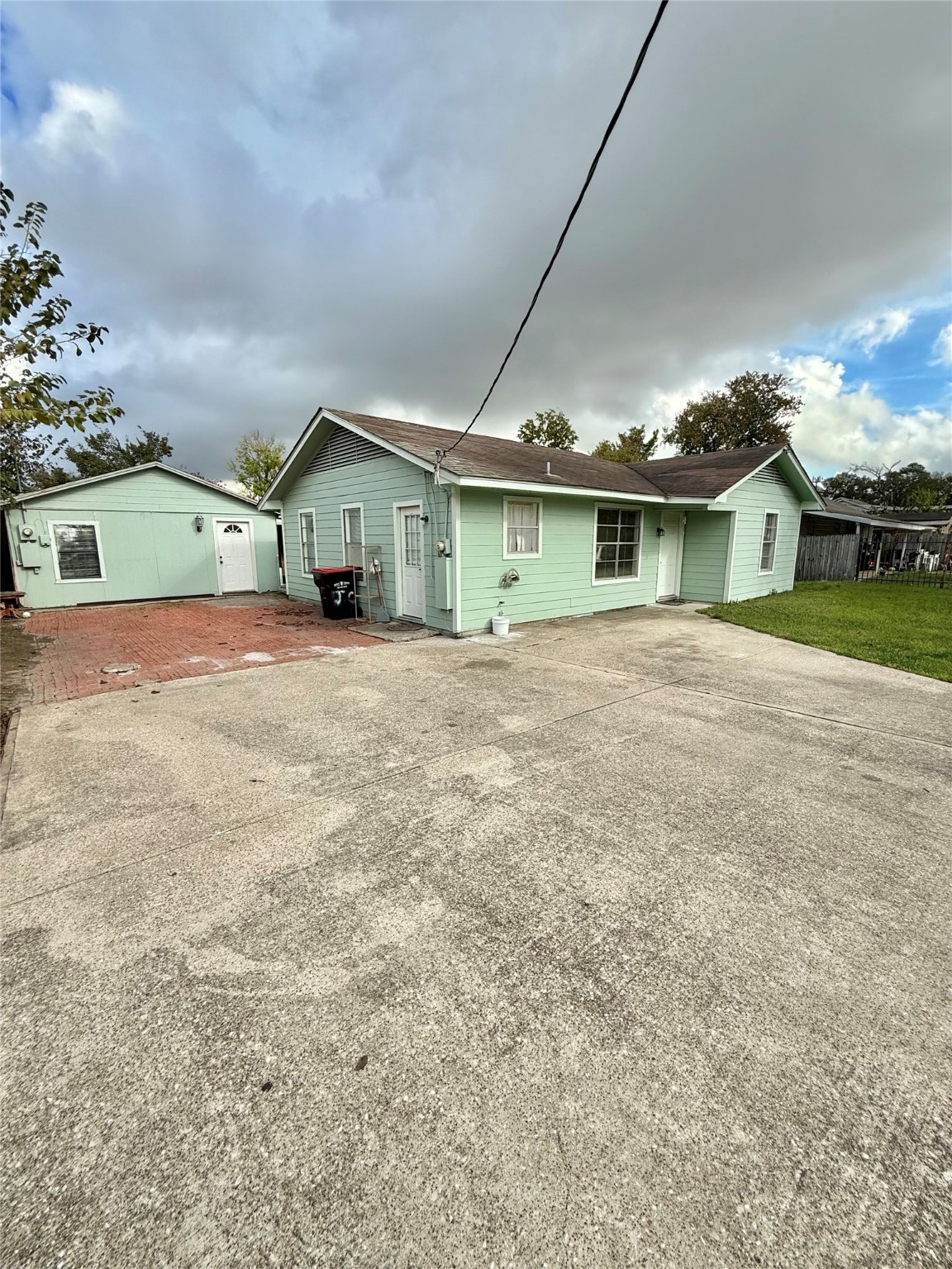 14619 Brownsville Street Houston TX 77015