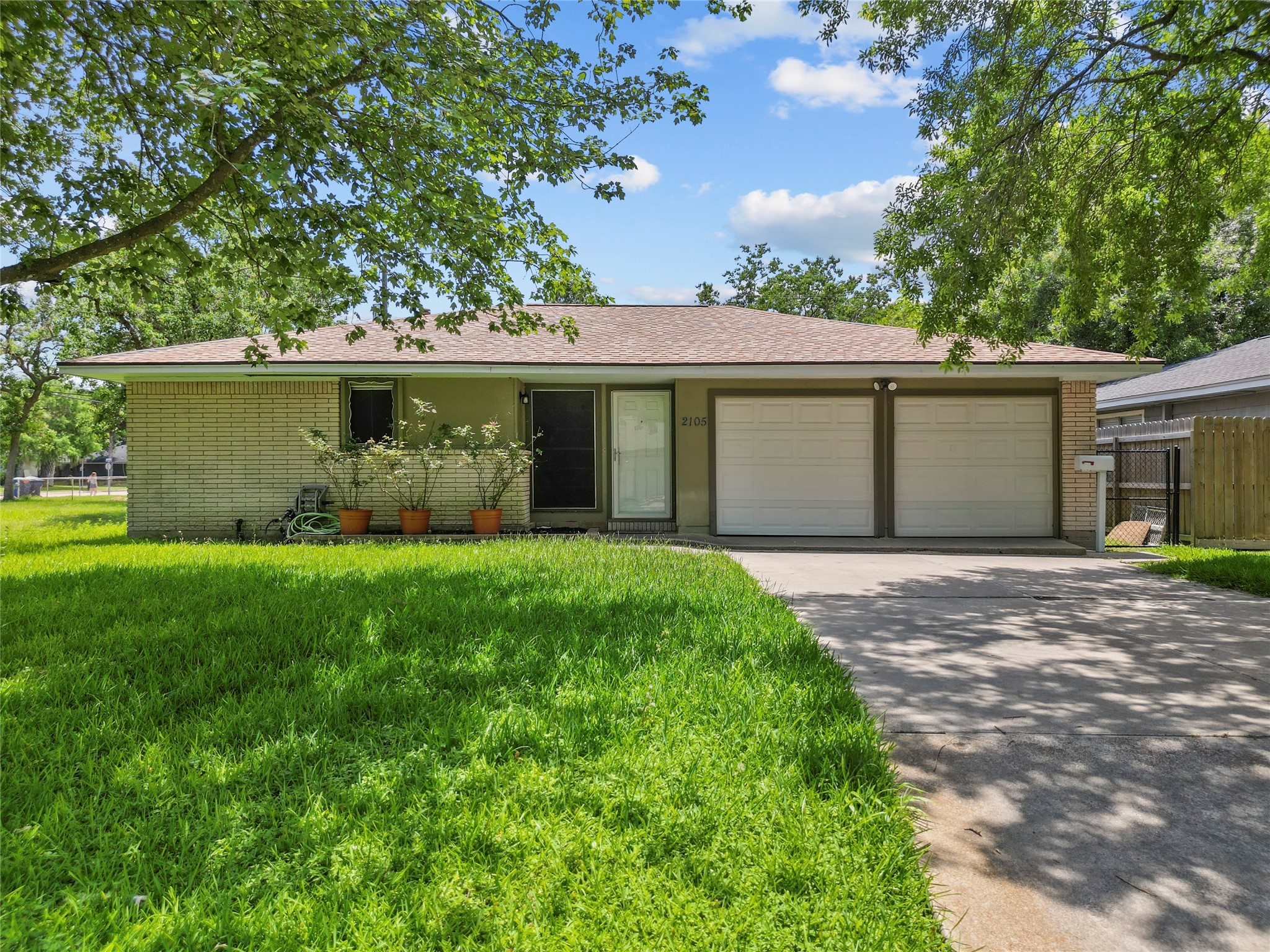 2105 19th Avenue N Texas City TX 77590