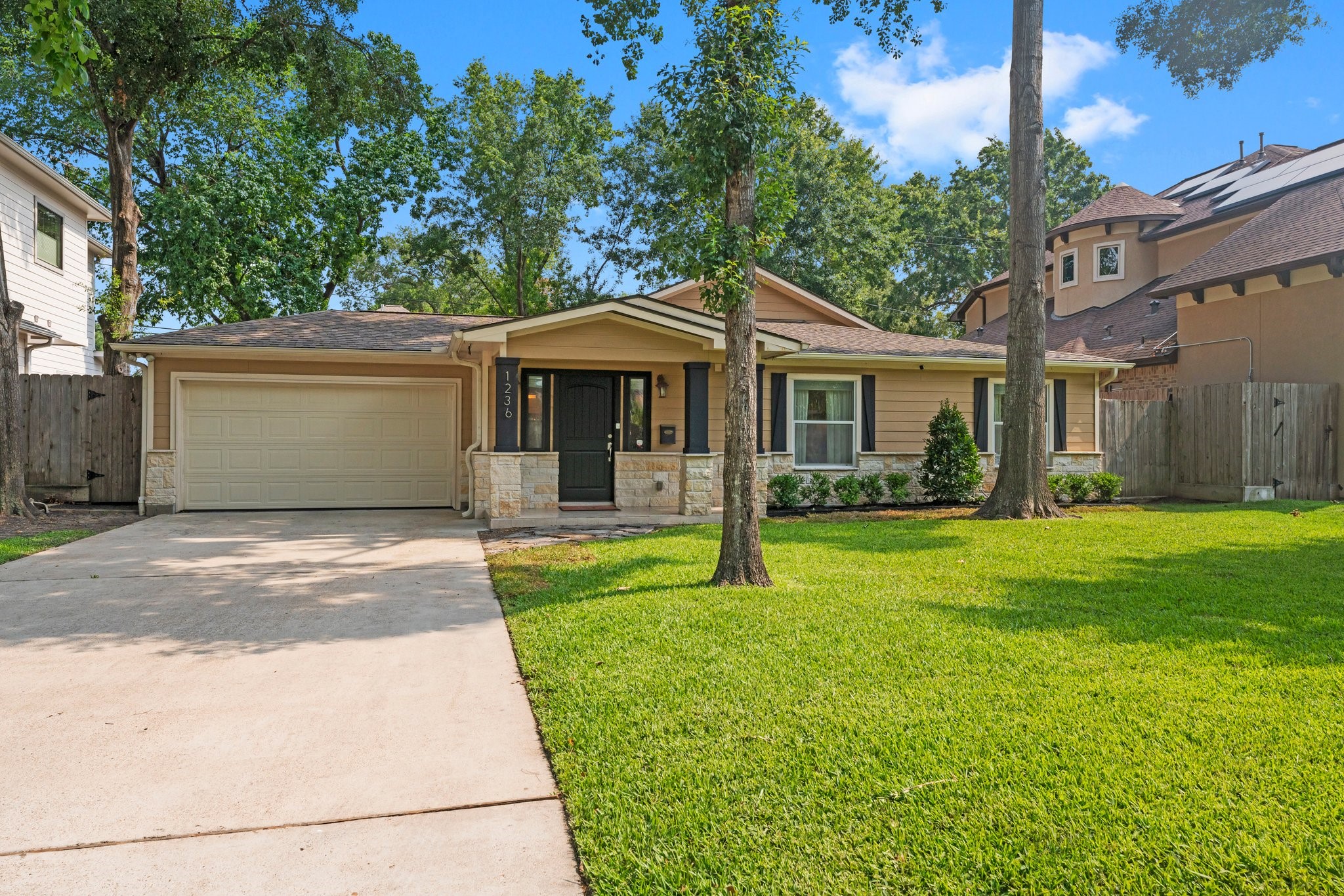 1236 Overhill Street Houston TX 77018