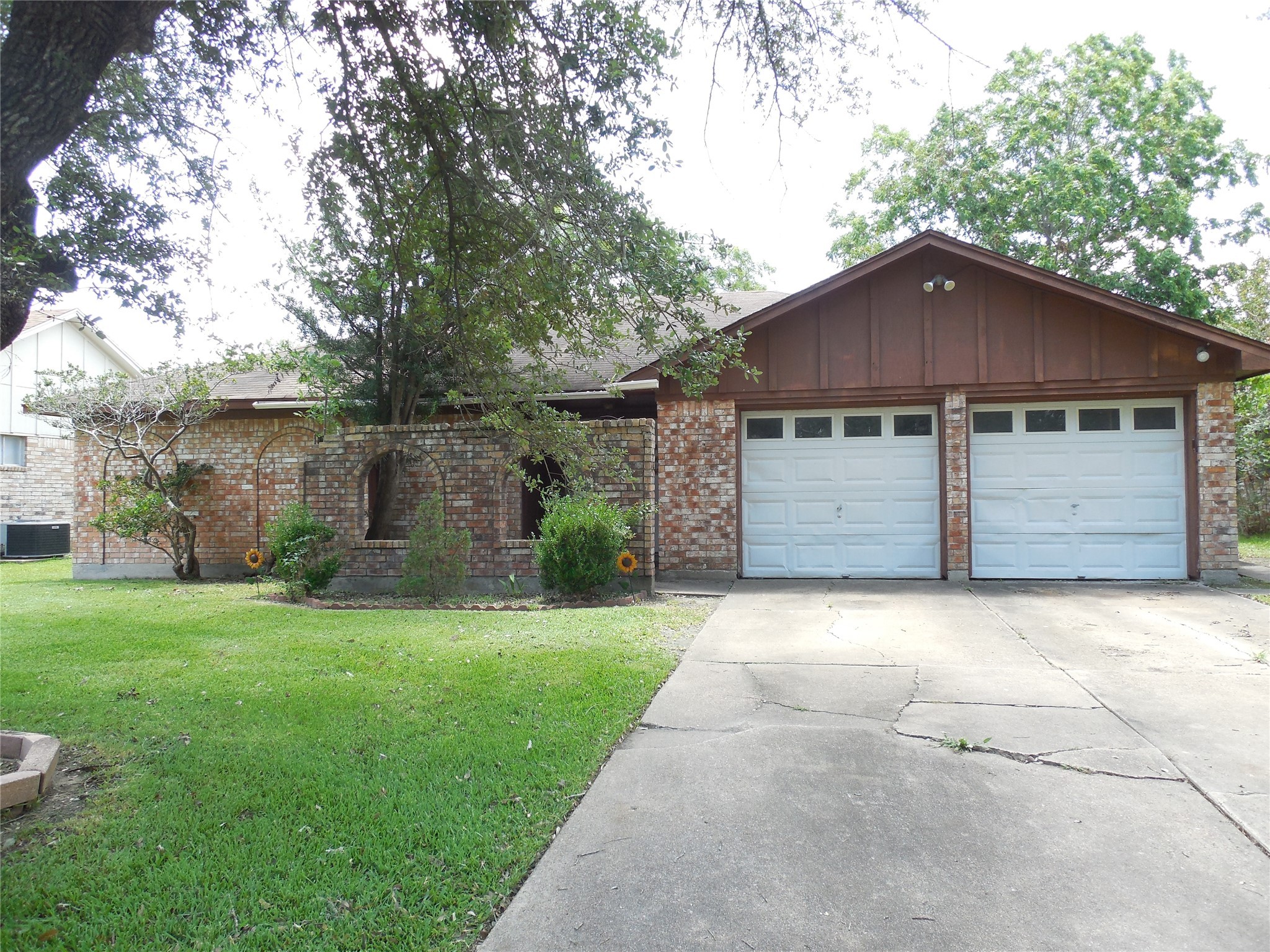 1502 Sierra Drive Baytown TX 77521