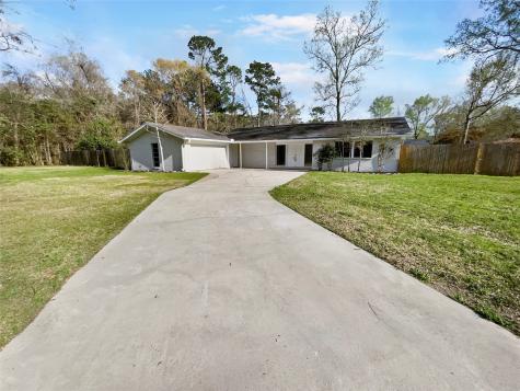 7 Timberlane Street Dayton TX 77535