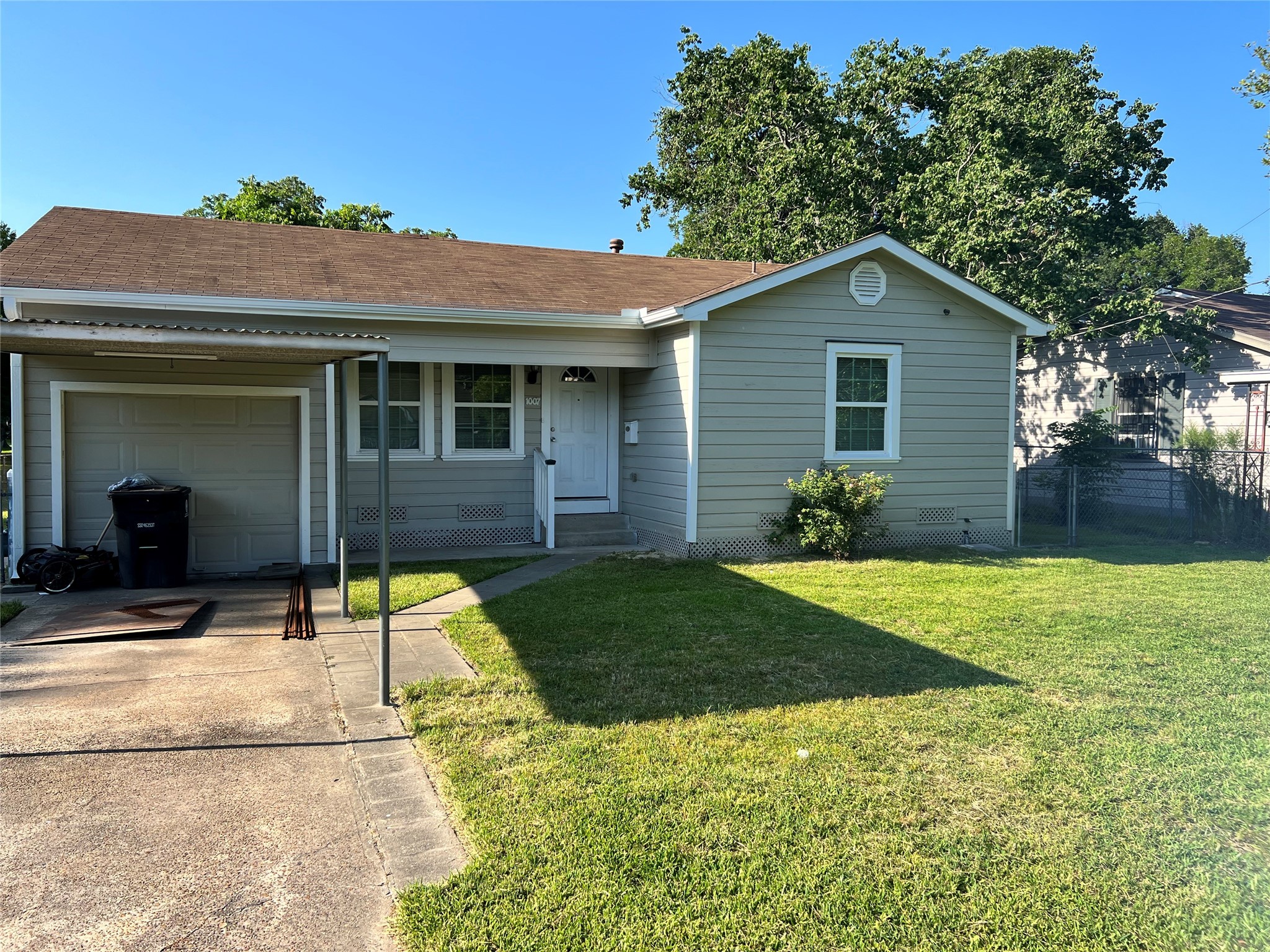 1007 Post Street Houston TX 77022