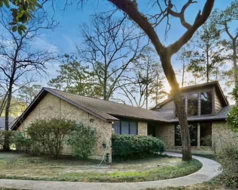 67 Wood Hollow Drive Conroe TX 77304