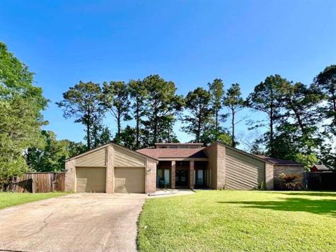 210 Glenbrook Street Vidor TX 77662