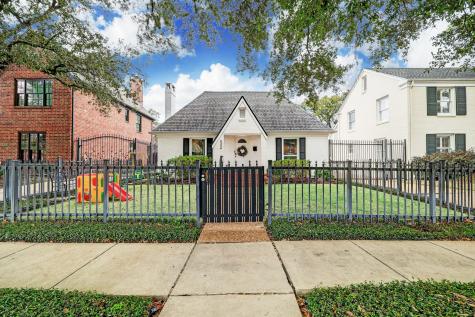 2324 Dryden Road Houston TX 77030