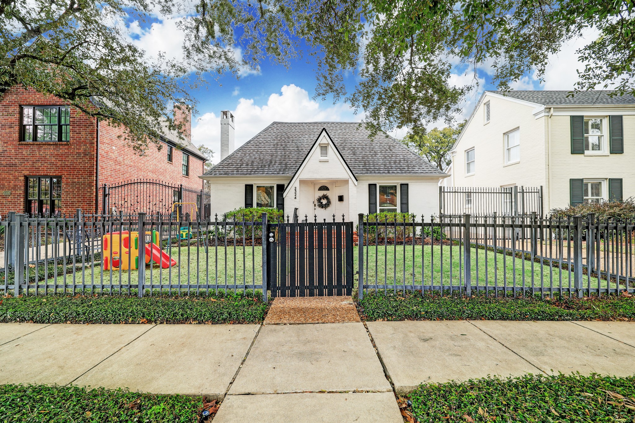 2324 Dryden Road Houston TX 77030
