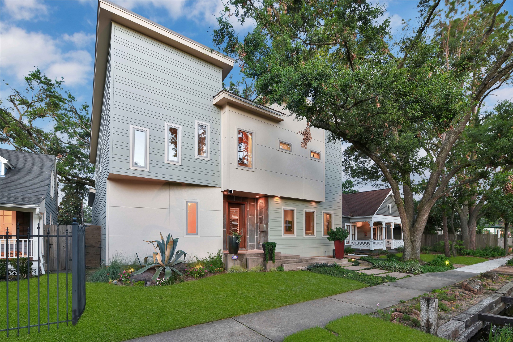 538 Arlington Street Houston TX 77007