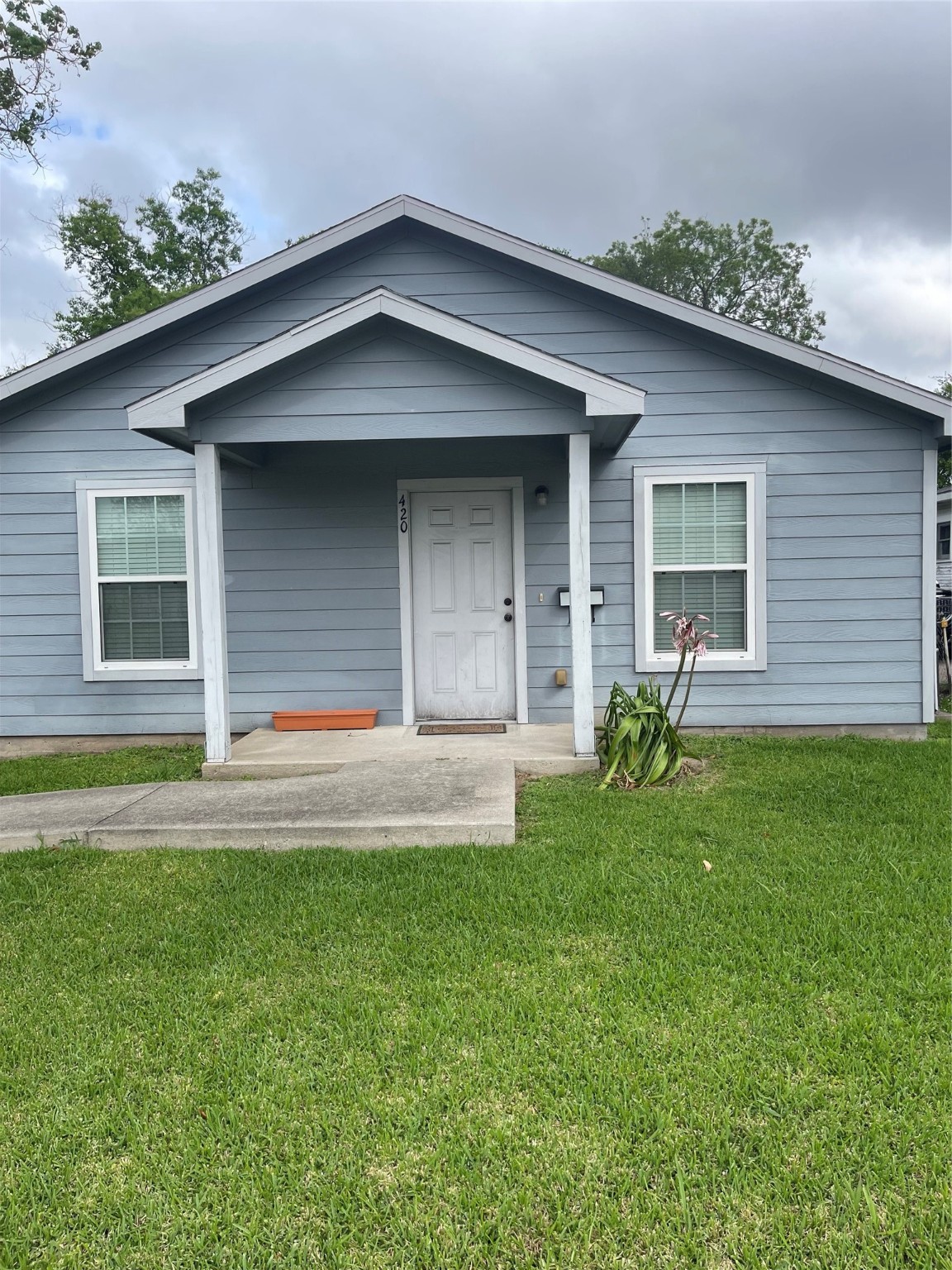 420 W Gulfway Drive Port Arthur TX 77640