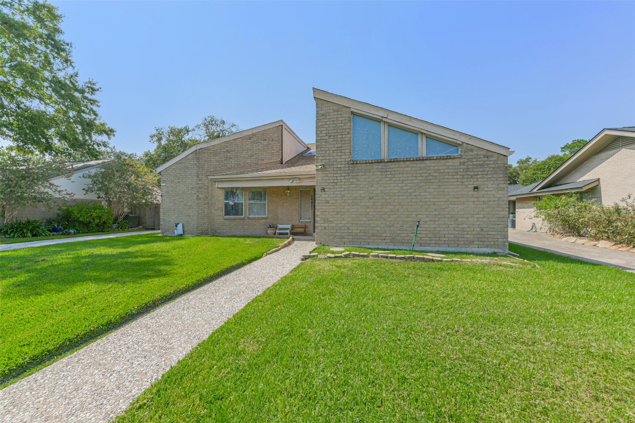 16431 Glenshannon Drive Houston TX 77059
