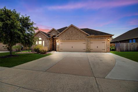 911 Fairway Drive La Porte TX 77571