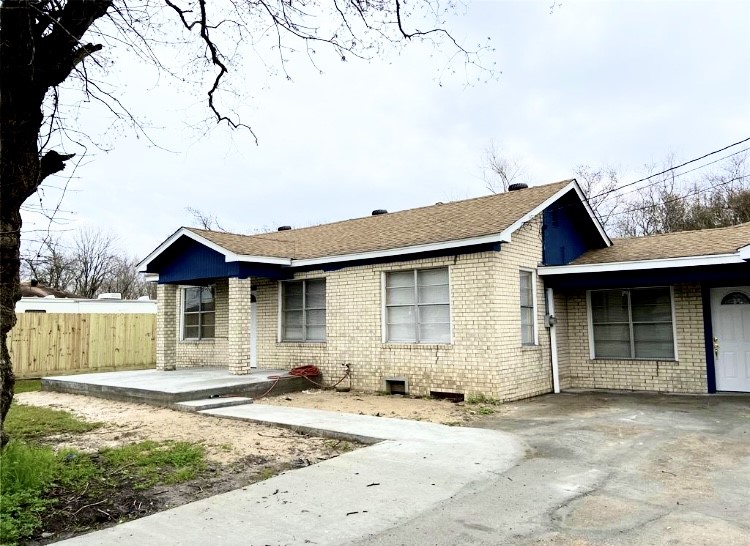 2119 Godfrey Street Baytown TX 77521