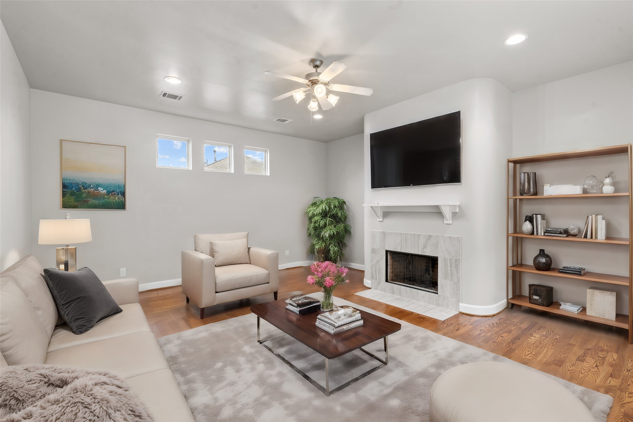 546 Westcross Street Houston TX 77018