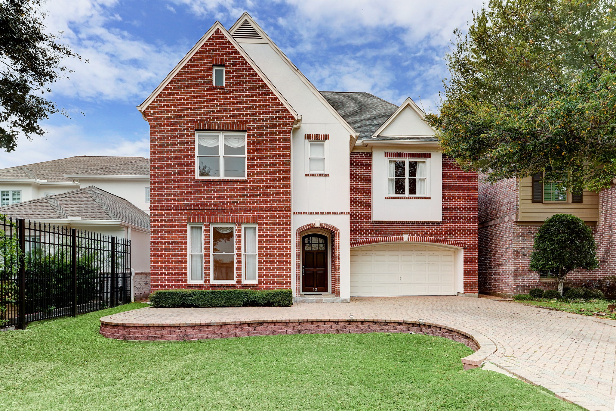 12 W Broad Oaks Drive Houston TX 77056
