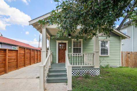 802 Walton Street Houston TX 77009